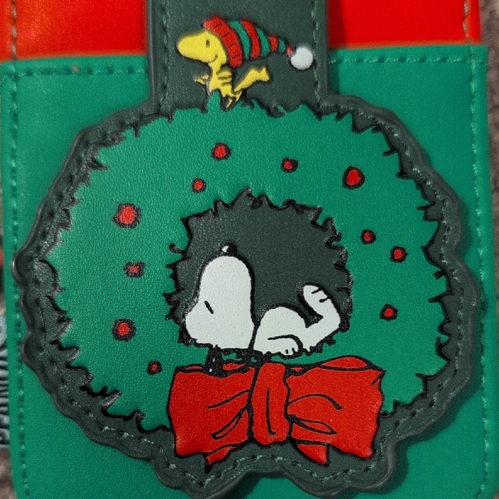 Loungefly Peanuts Snoopy Festive Christmas Green and Red Card Holder NWT - Picture 5 of 6